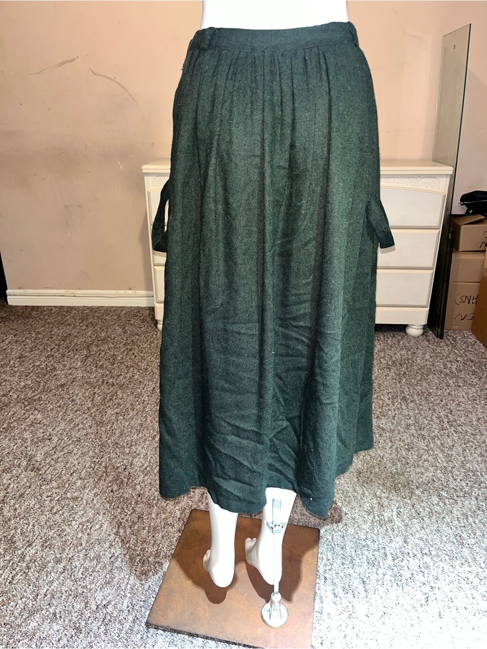 Dark Green Full-Length Pleated Women's Skirt - Picture 3 of 5